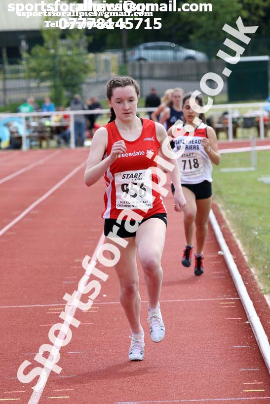 Senior women and under-20s 800 metres, North Eastern Track and Fields Champs., Middlesbrough. Photo: David T. Hewitson/Sports for All Pics